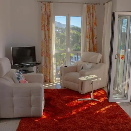 Las Palmas 15c Oasis De Capistrano Nerja